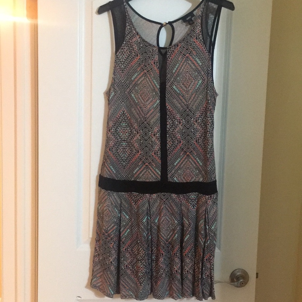 Sleeveless dress